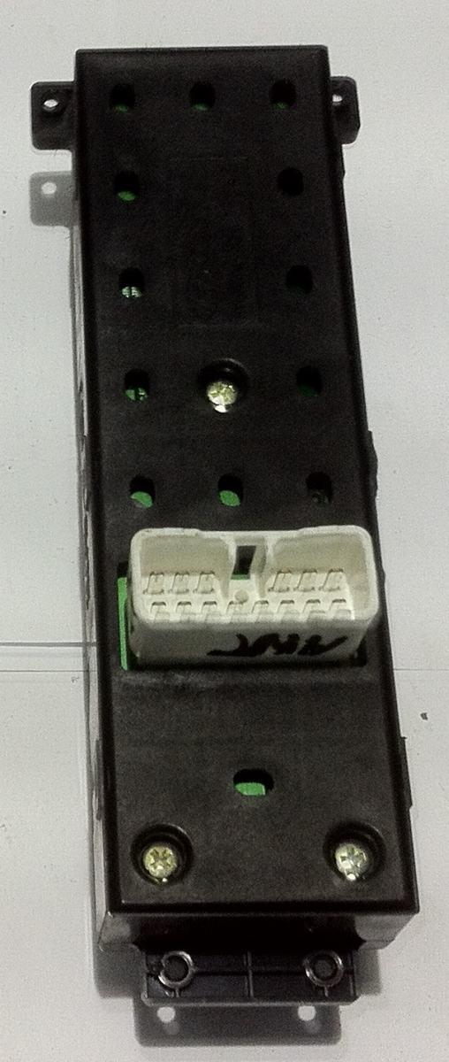 93570 2B000S4 PULSANTIERA  ALZAVETRO AN SX  HYUNDAI SANTA FE <br />