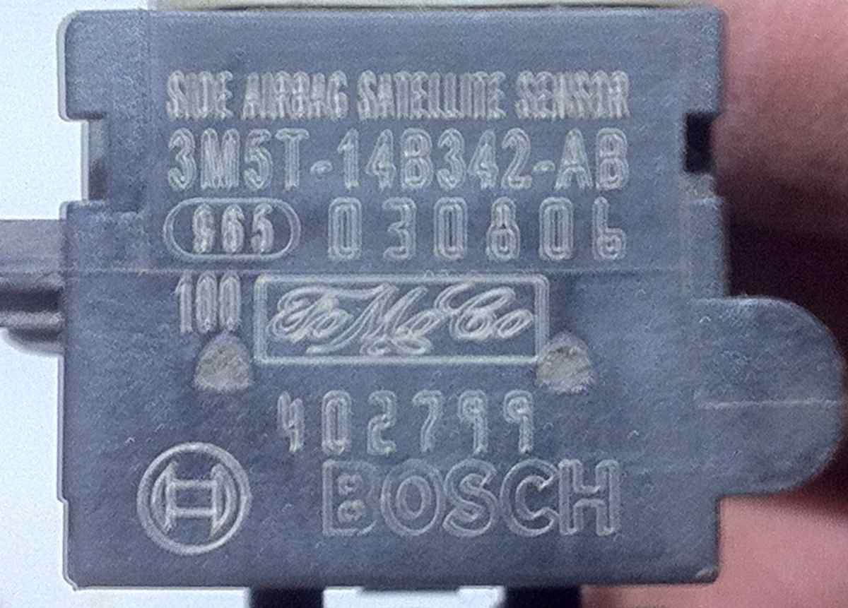 3M5T14B342AB SENSORE AIRBAG MAZDA 3 1600D <br />