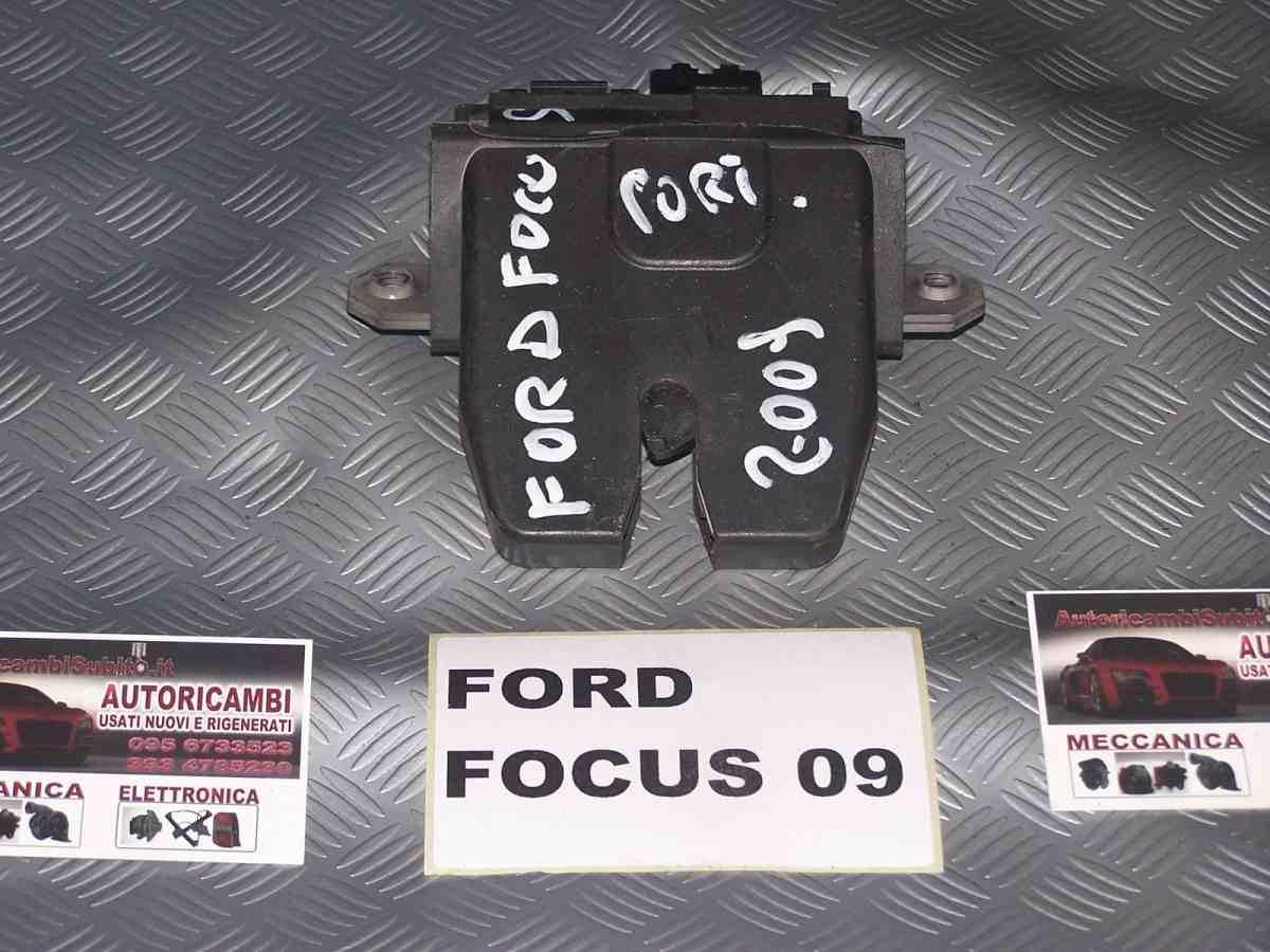 Ford focus dal 2008 al 2010 chiusura cofano posteriore