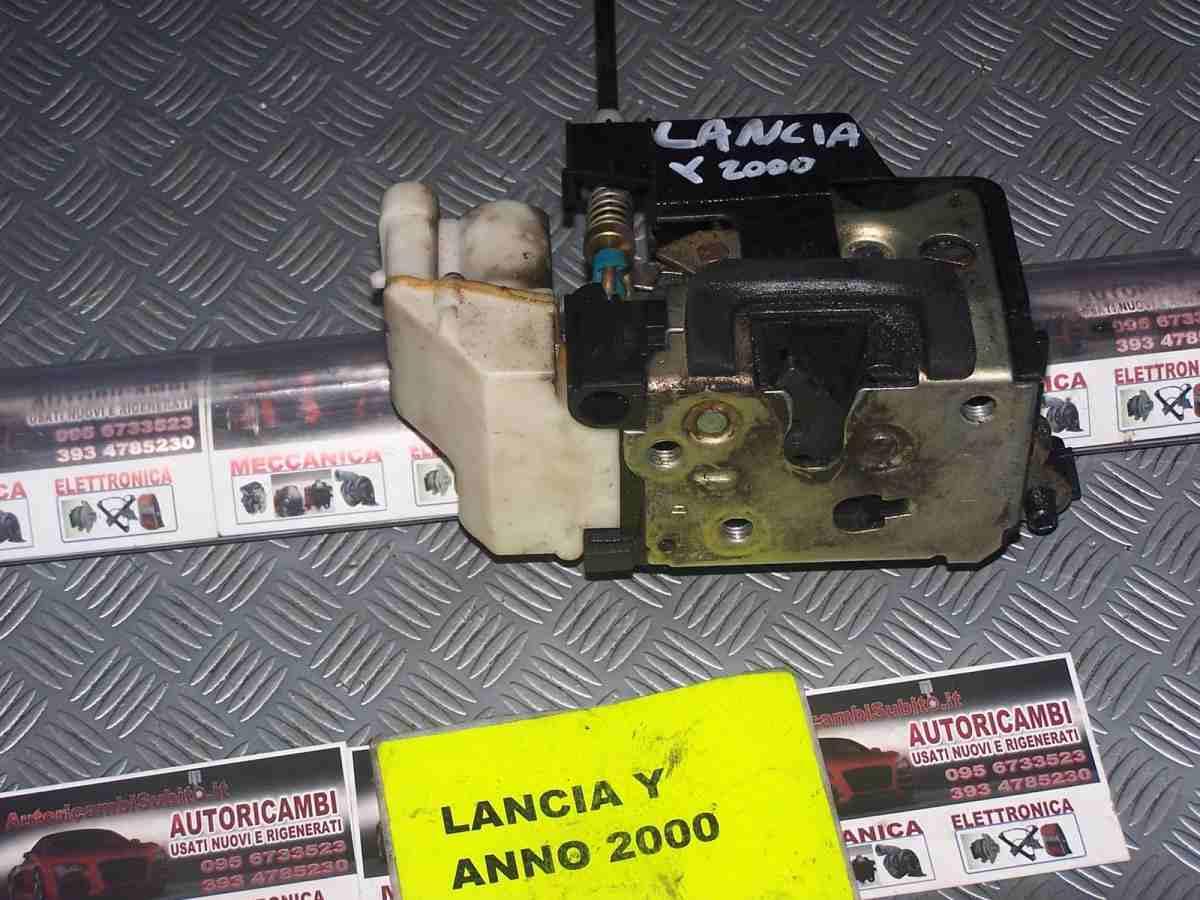 Lancia y dal 1996 al 2003 chiusura porta dx