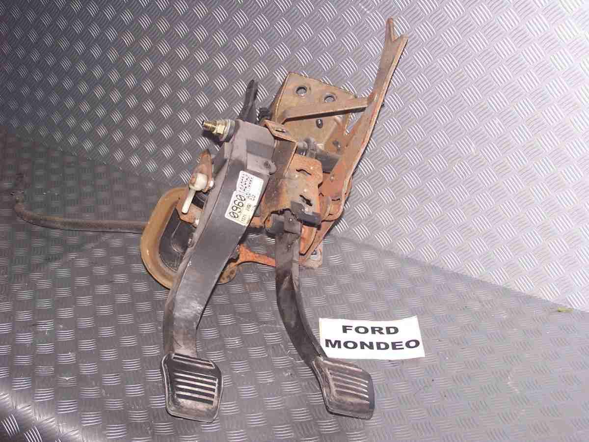 Ford mondeo dal 2000 al 2007 pedaliera