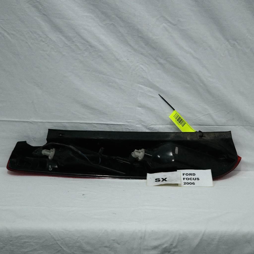Ford focus dal 2005 al 2008 fanale posteriore sx