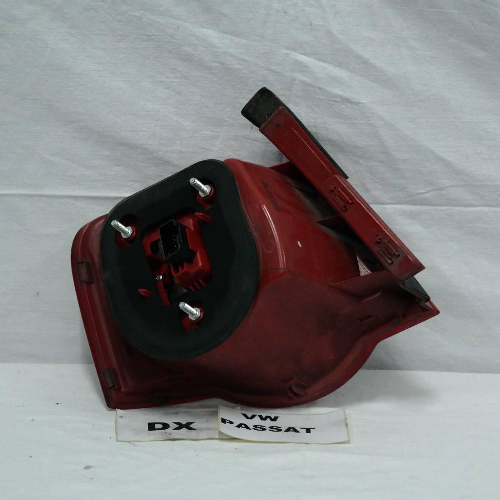 Volkswagen passat dal 2005 al 2015 fanale posteriore dx