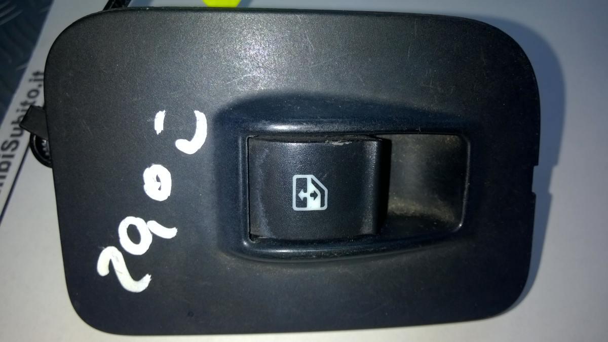 Fiat qubo pulsante alzavetro ant dx