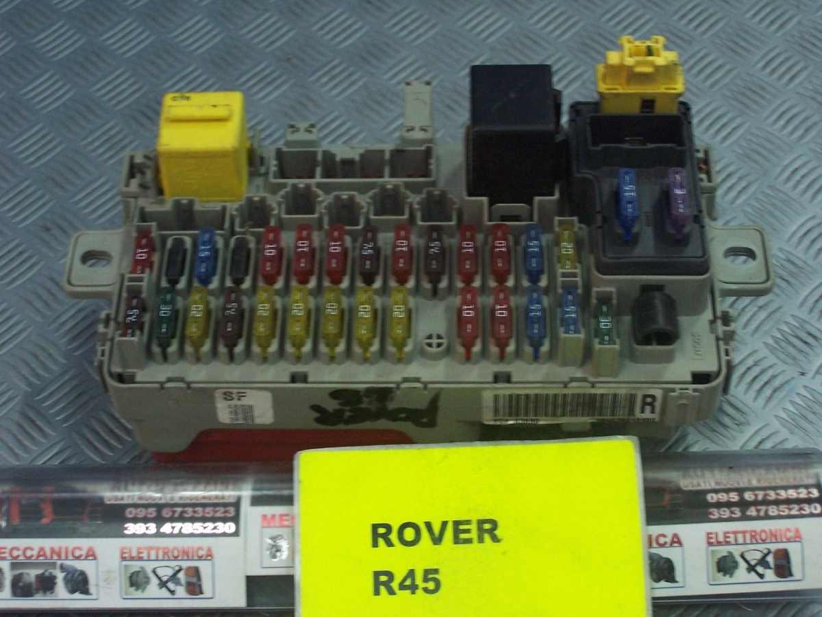 Rover 45 dal 1999 al 2003 104535012800 portafusibili