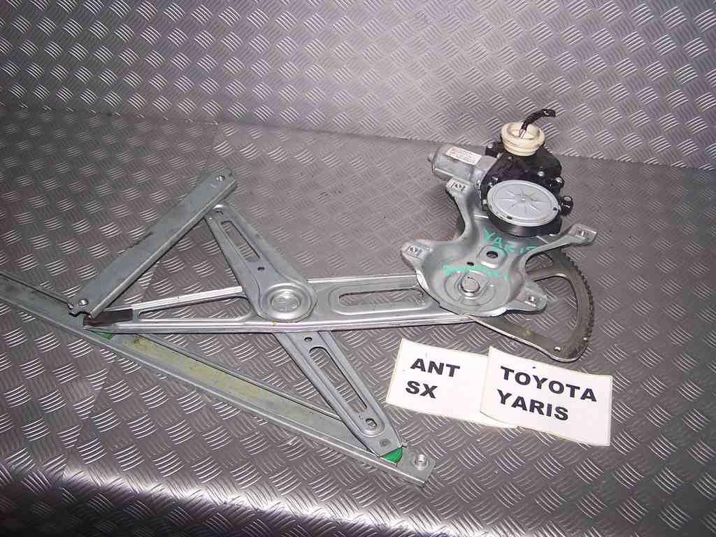 Toyota yaris dal 2006 al 2011 alzavetro elettrico anteriore sx