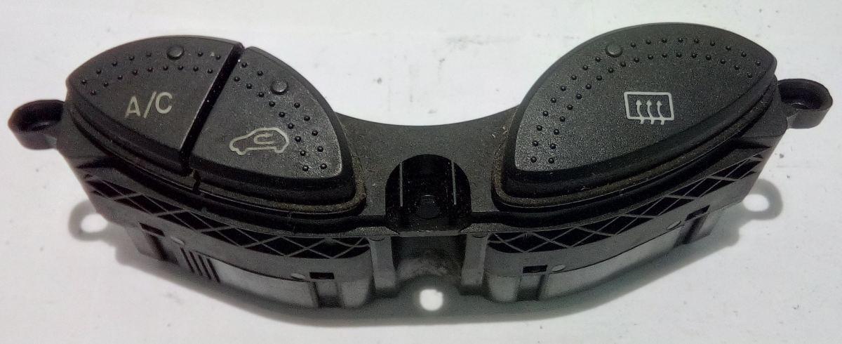 1119681 PULSANTE CLIMATIZZATORE FORD FOCUS 2001 <br />