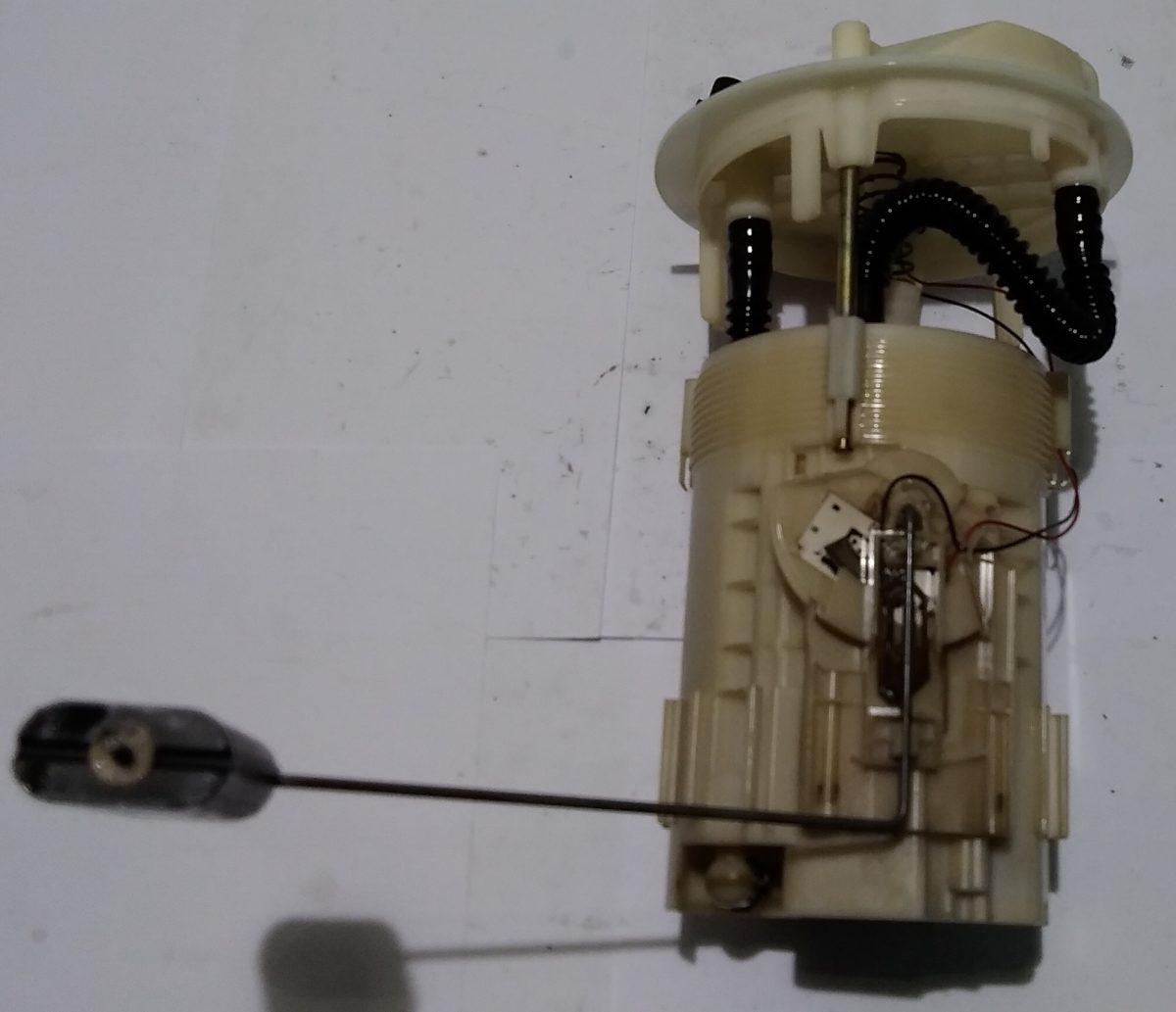 8200283808A POMPA CARBURANTE RENAULT SCENIC 1.9 CDI <br />