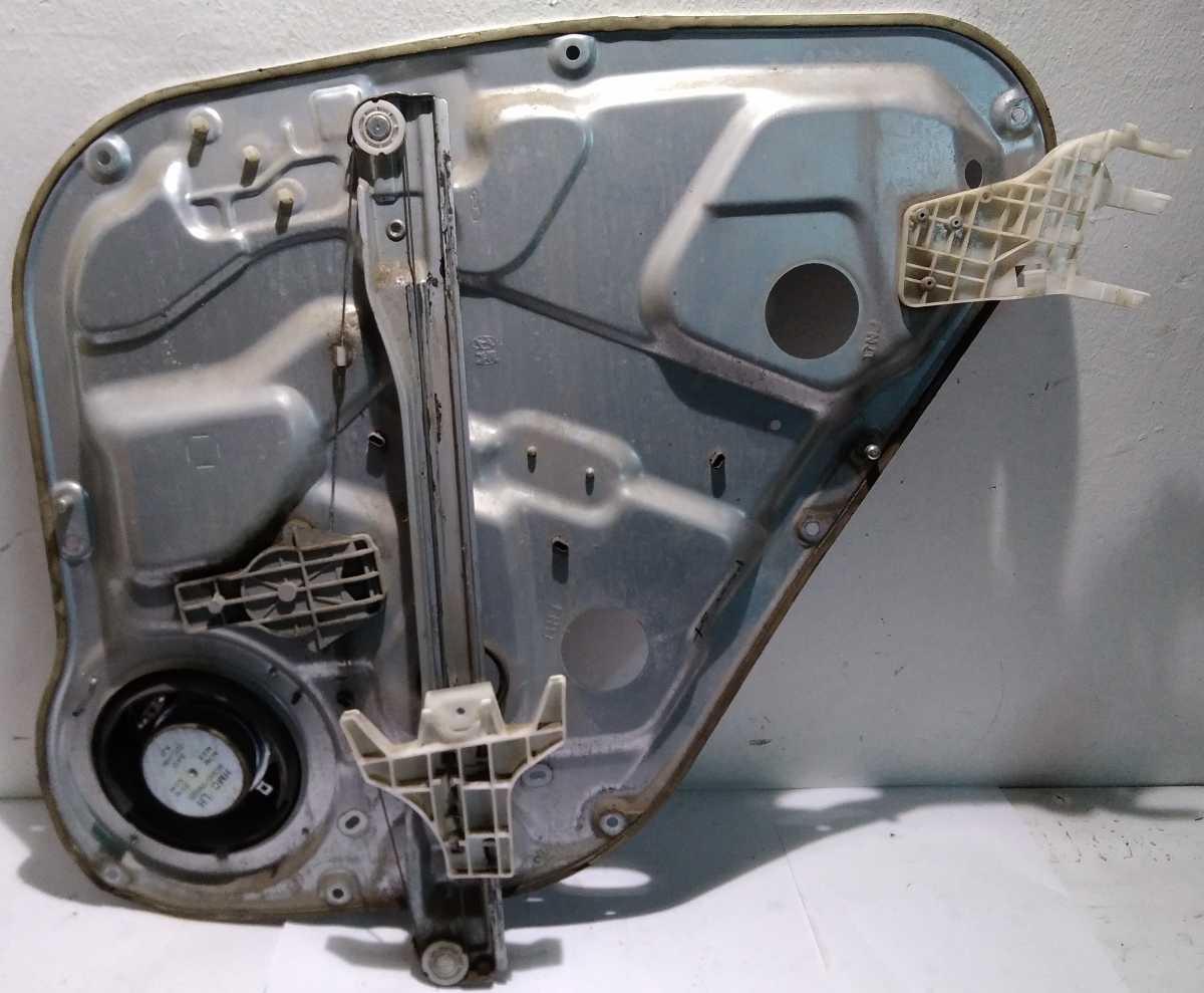 83470 2B020WKS4 PANNELLO ALZAVETRO POST SX HYUNDAI SANTA FE <br />