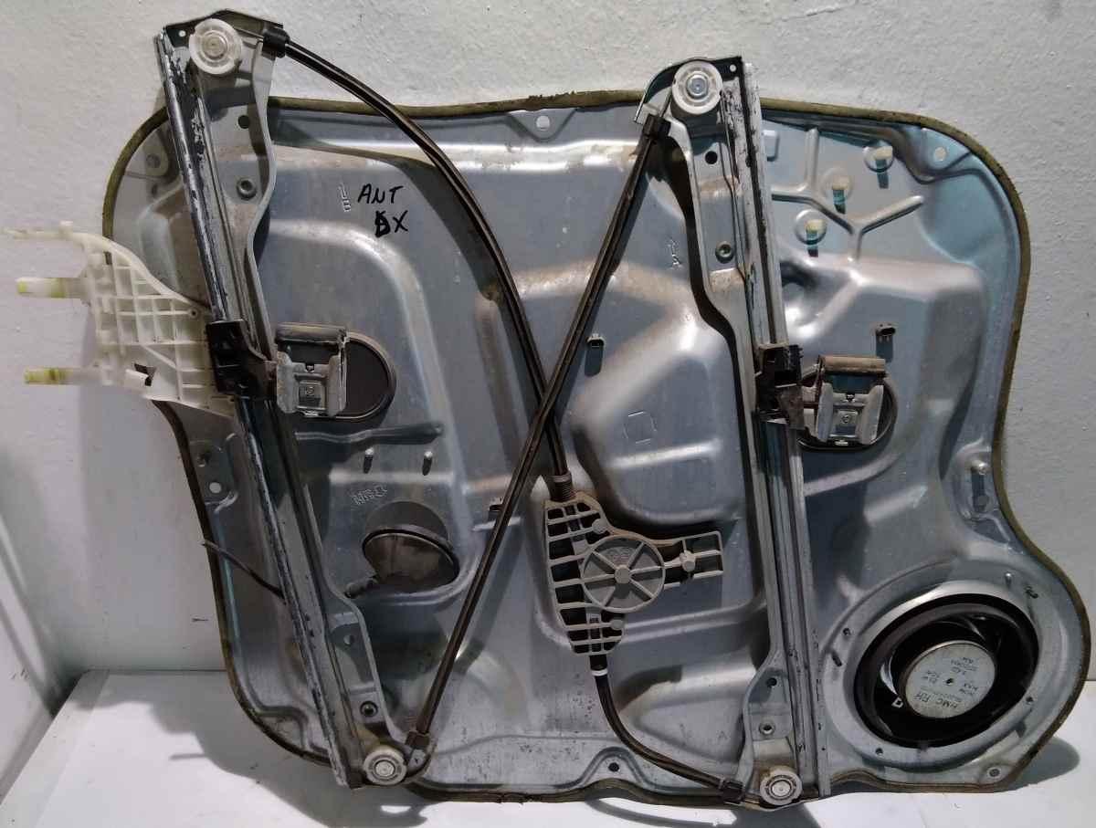 82480 2B030WKS4 PANNELLO ALZAVETRO ANT DX HYUNDAI SANTA FE <br />