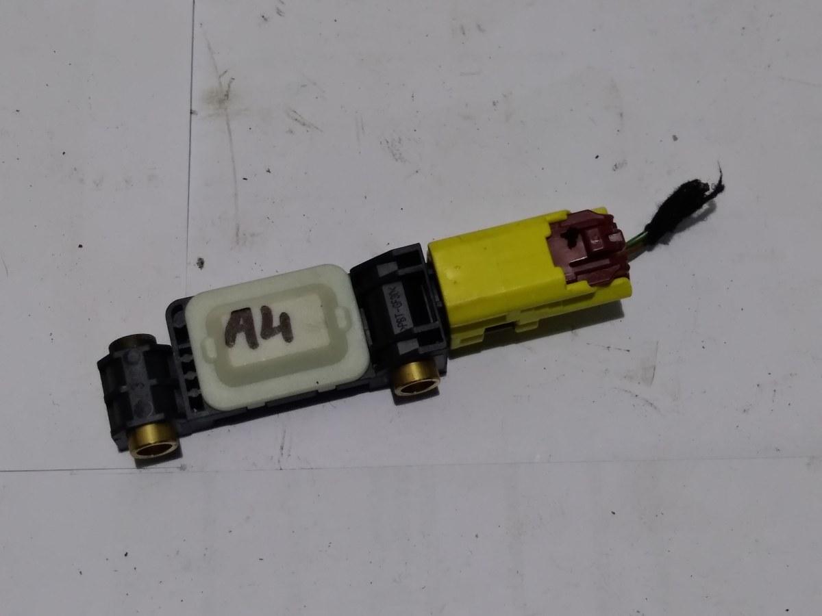 8E0959643B SENSORE AIRBAG  AUDI A4 2007 <br />