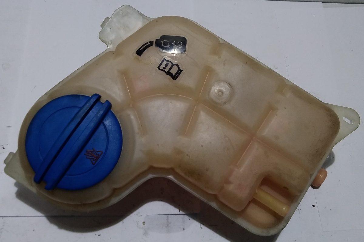 8E0121403 VASCHETTA ACQUA RADIATORE AUDI A4 2007 <br />