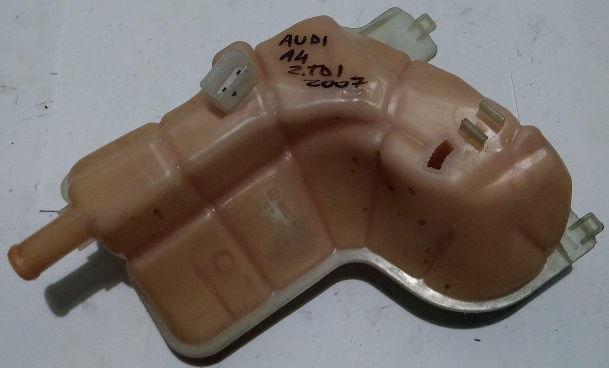 8E0121403 VASCHETTA ACQUA RADIATORE AUDI A4 2007 <br />
