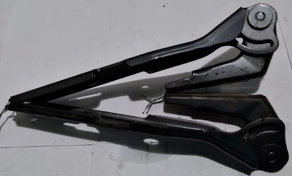 8E0823301F CERNIERE COFANO ANT AUDI A4 2007 <br />