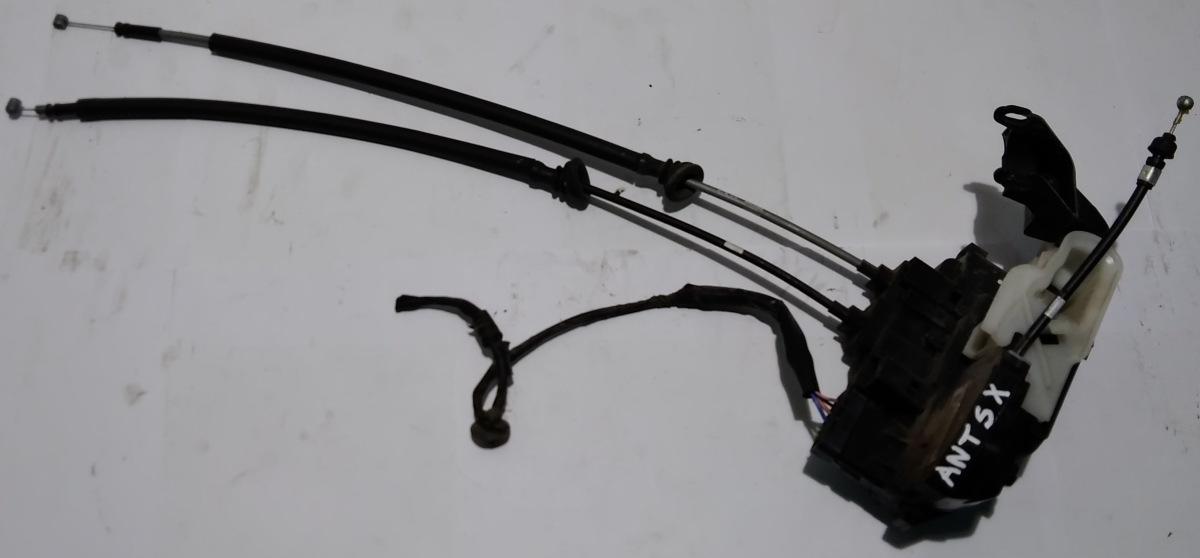 SERRATURA PORTIERA ANT SX HYUNDAI SANTA FE 813102B020<br /><br /><br /><br /><br /> <br />