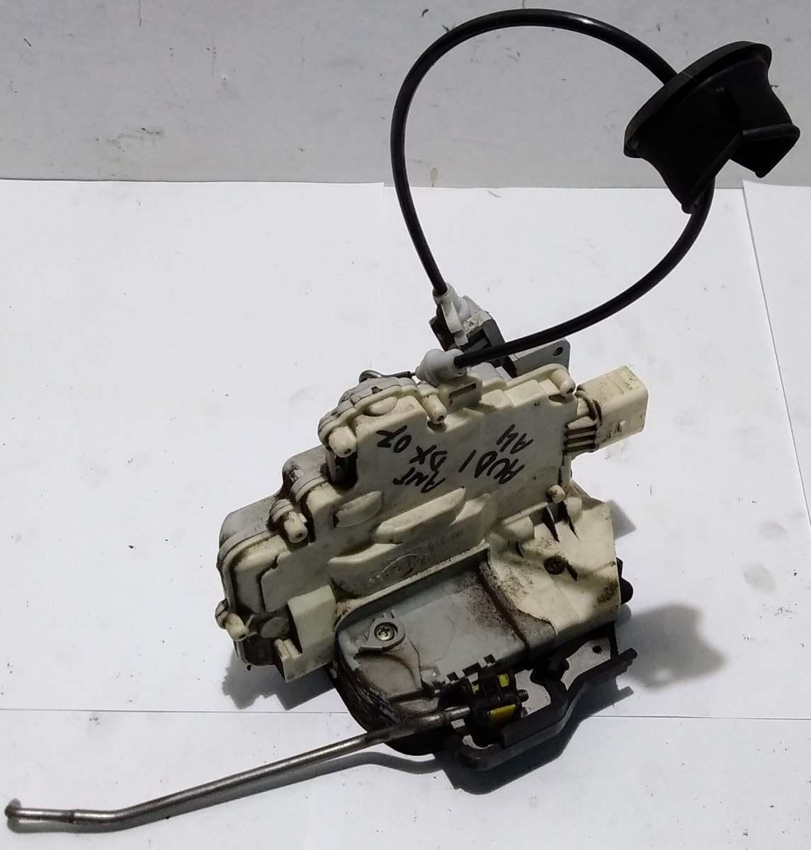 SERRATURA PORTIERA ANT DX AUDI A4 2007 8E0837016<br /><br /><br /><br />