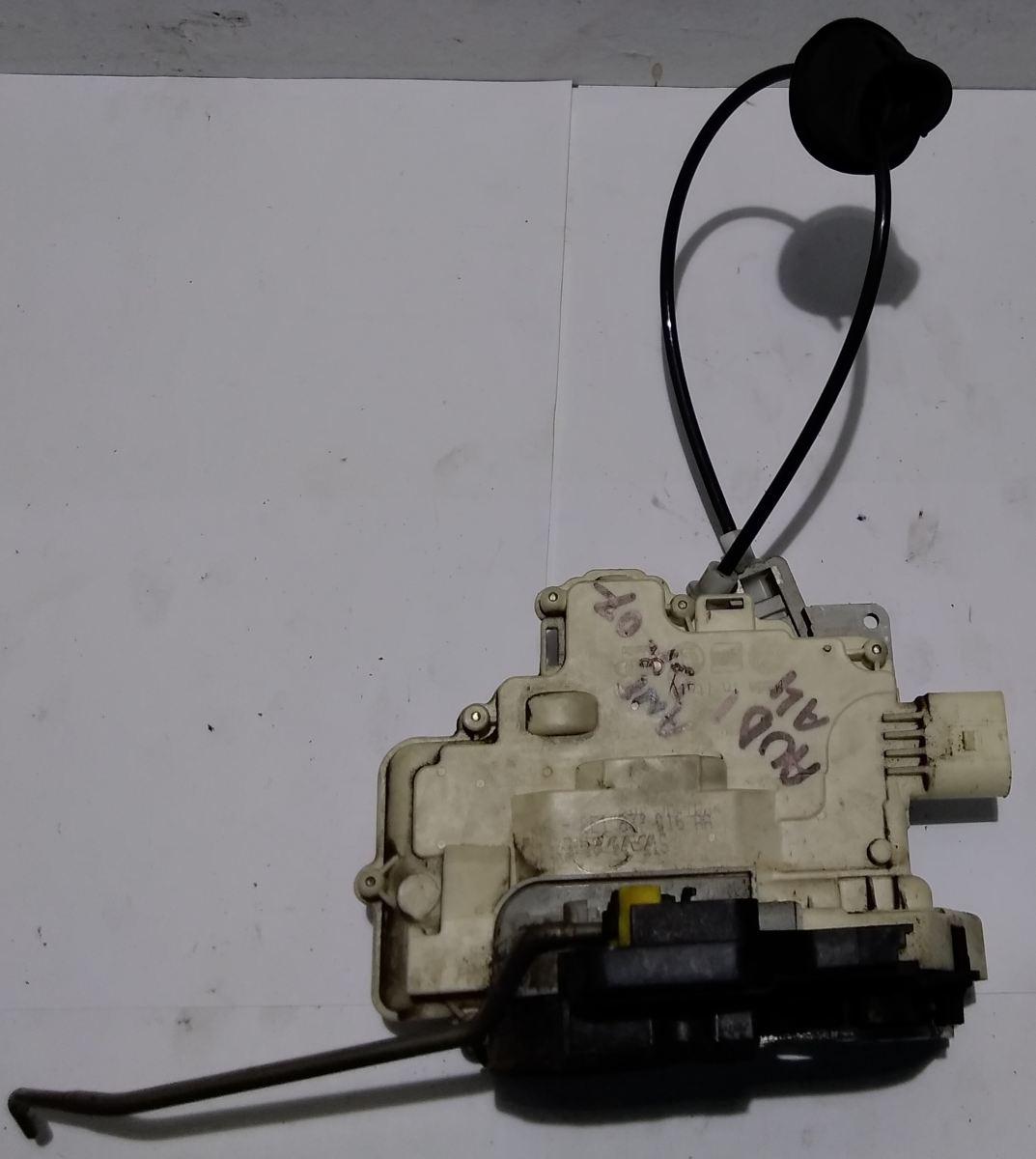 SERRATURA PORTIERA ANT DX AUDI A4 2007 8E0837016<br /><br /><br /><br />