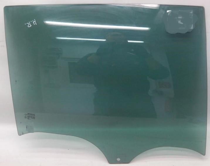 SCENDENTE POST DX RENAULT LAGUNA 2009 823000006R<br /><br /><br />