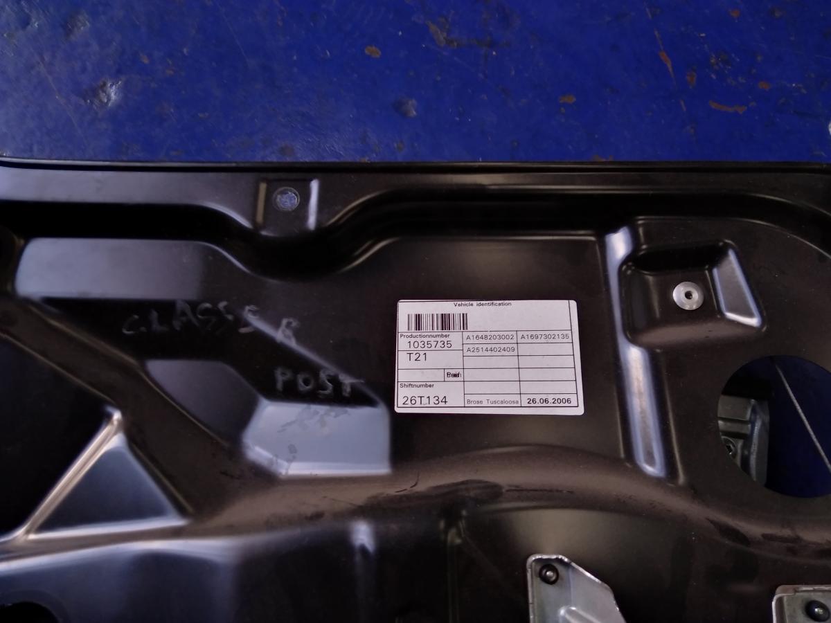 PANNELLO ALZAVETRO POST SX MERCEDES CLASSE R A1648203002<br /><br /><br />