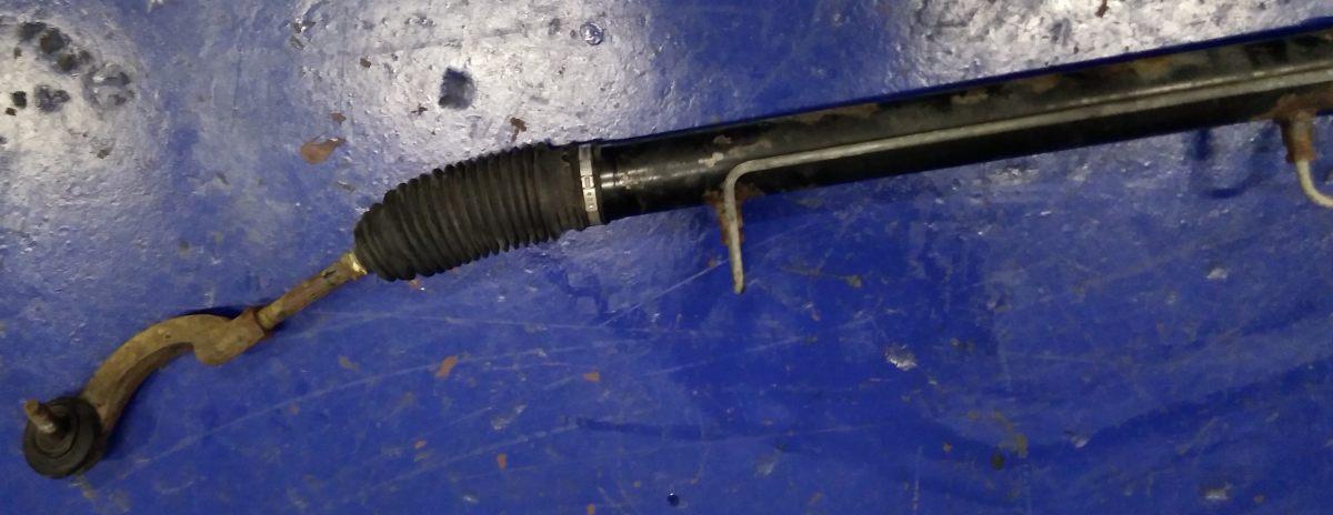 SCATOLA STERZA  CRYSLER SEBRING 4764920AC<br /><br /><br />