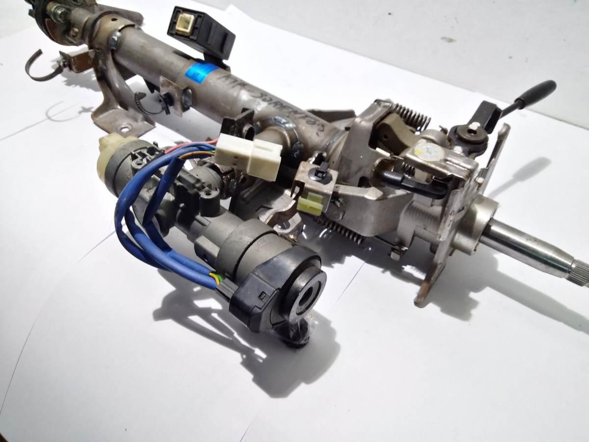 PIANTONE DELLO STERZO KIA SORENTO 563003E110<br /><br /><br />