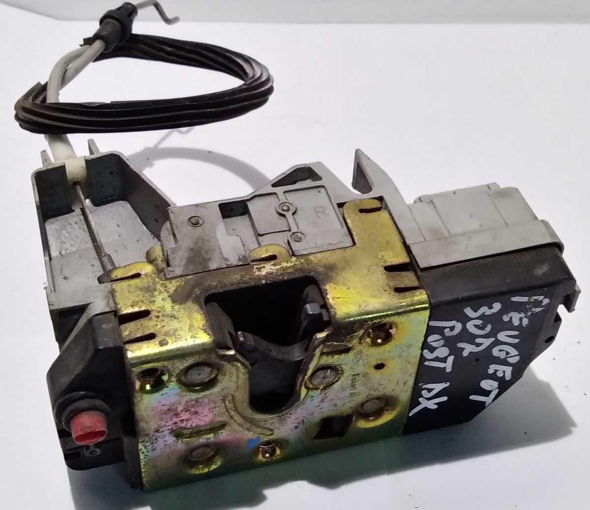 SERRATURA POST DX PEUGEOT 307 9138C0<br /><br /><br />