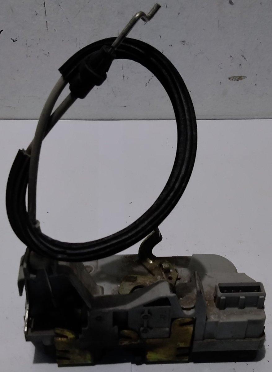 SERRATURA POST DX PEUGEOT 307 9138C0<br /><br /><br />