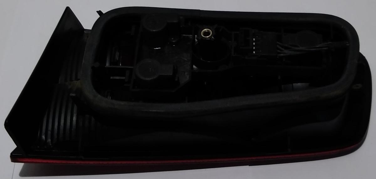 FANALE POSTERIORE INT SX RENAULT LAGUNA 2000 8200002475<br /><br />