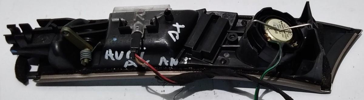 MANIGLIA INTERNA ANT DX AUDI A6 4B837020<br /><br /><br />