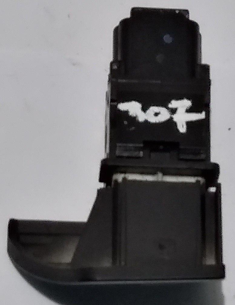 PULSANTE CHIUSURA PORTE PEUGEOT 307 96366684XT<br /><br /><br />
