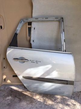 Portiera  post dx renault scenic 2005 7751475409