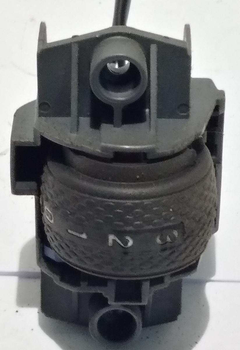 PULSANTE REGOLAZIONE LUCI FIAT MULTIPLA 1' SERIE 735243498<br /><br /><br />