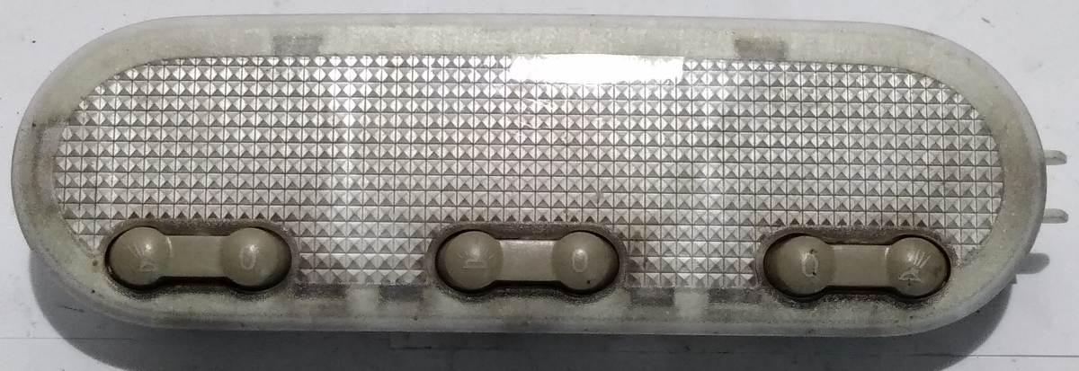 LUCE ABITACOLO RENAULT SCENIC 8200074362<br /><br /><br />