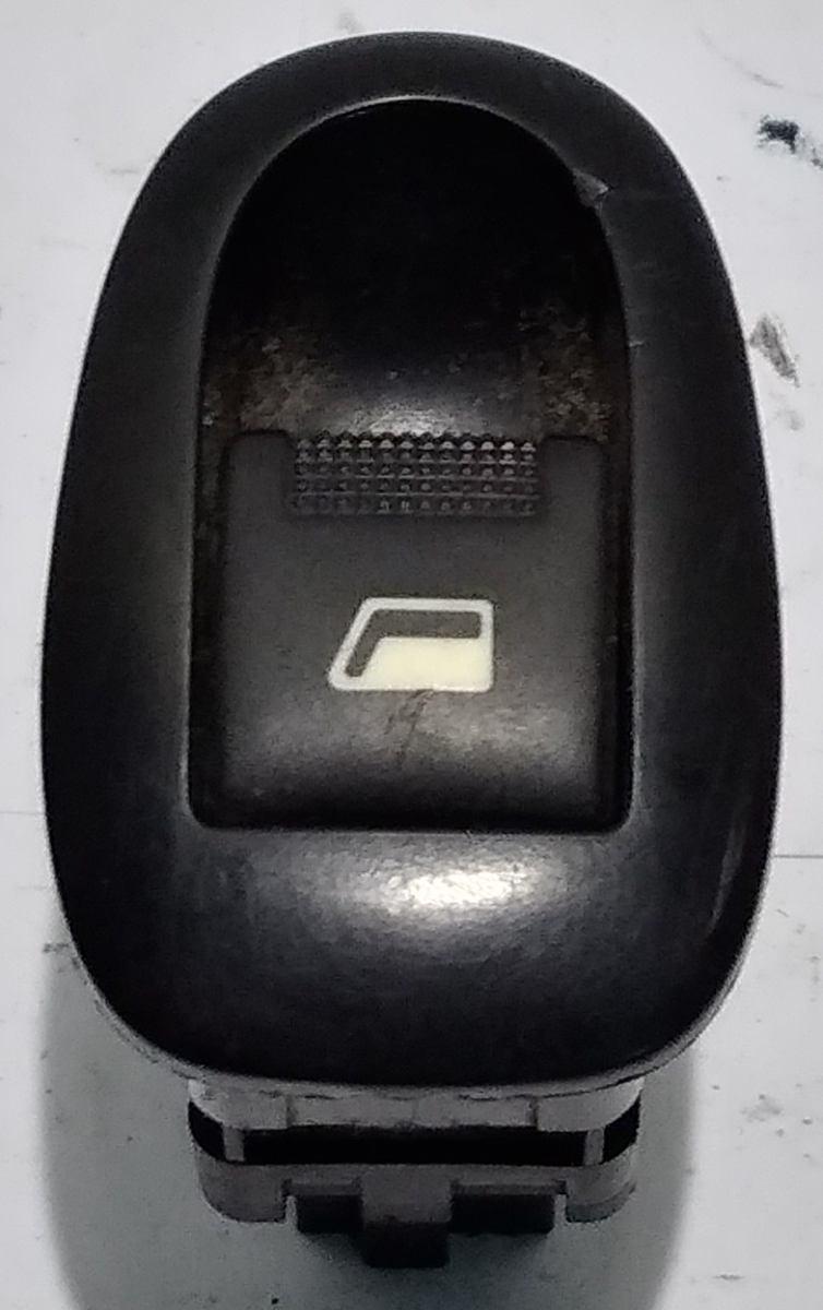 PULSANTE ALZAVETRO DX PEUGEOT 1007 25943<br /><br /><br />
