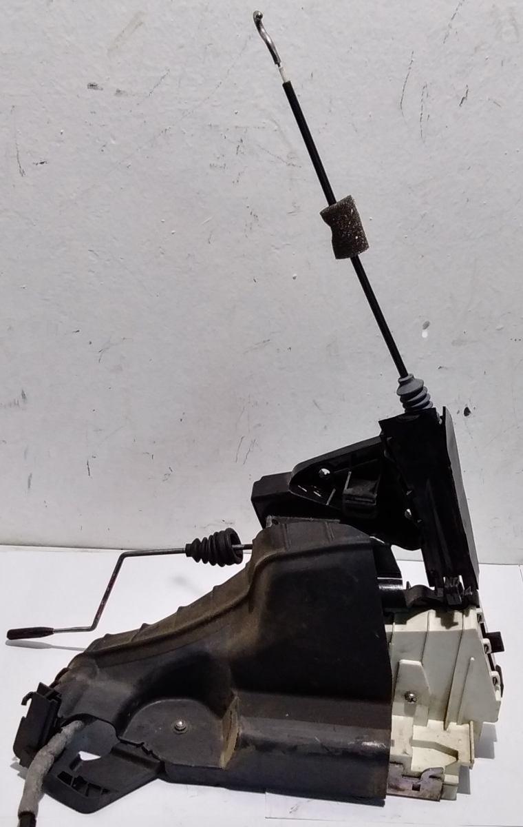 SERRATURA PORTIERA ANT DX MERCEDES CLASSE R 251720063528<br /><br /><br />