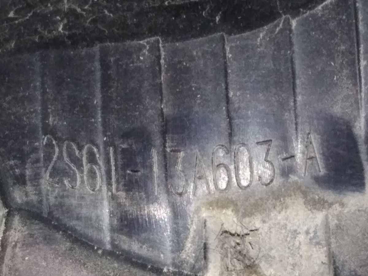 FANALE POST DX FORD FIESTA 2005 2S6113A603A<br /><br /><br />