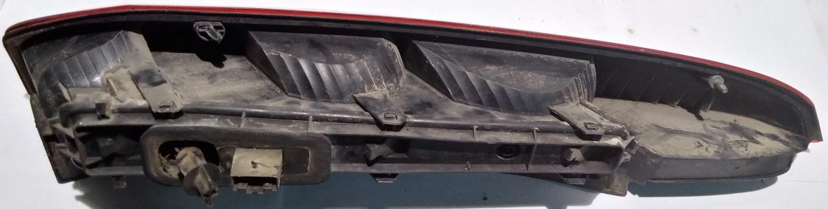 FANALE POST DX FORD FIESTA 2005 2S6113A603A<br /><br /><br />