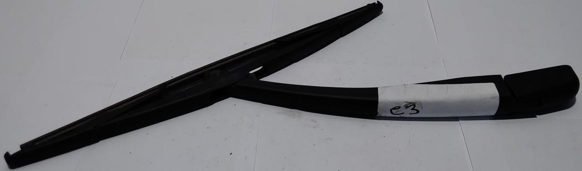 BRACCIO TERGICRISTALLO POST CITROEN C3 00006429T8<br /><br /><br />