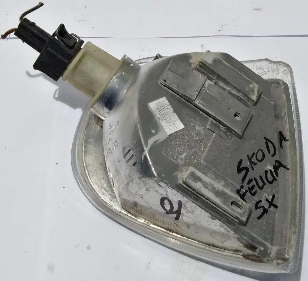 FRECCIA DX SKODA FELICIA 098788213A<br /><br /><br />