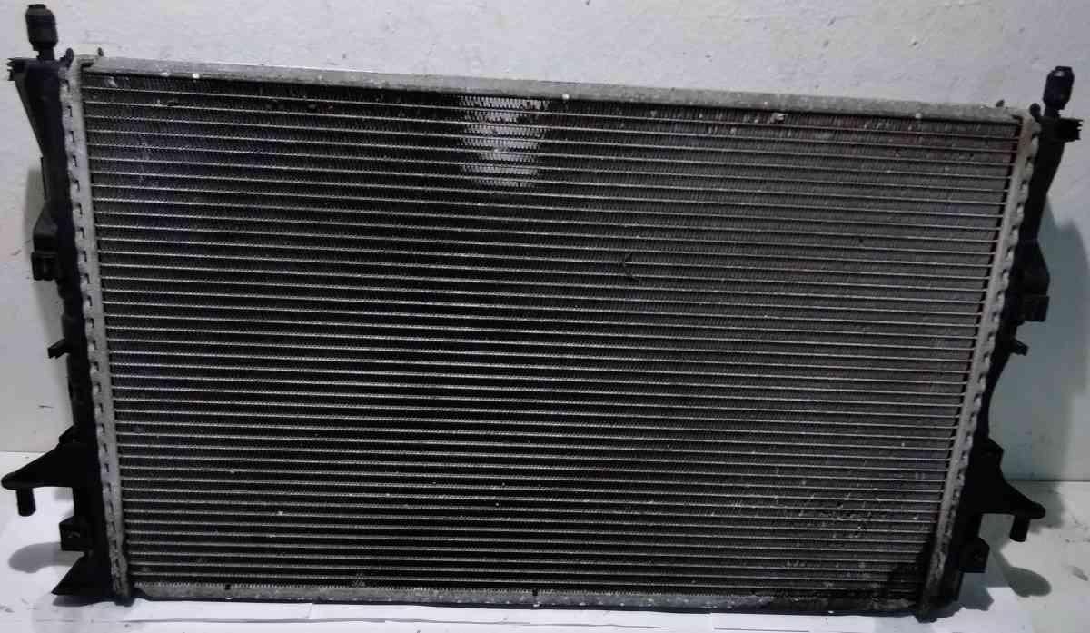 RADIATORE ACQUA RENAULT LAGUNA 1.9CDI 214100005R<br /><br /><br />