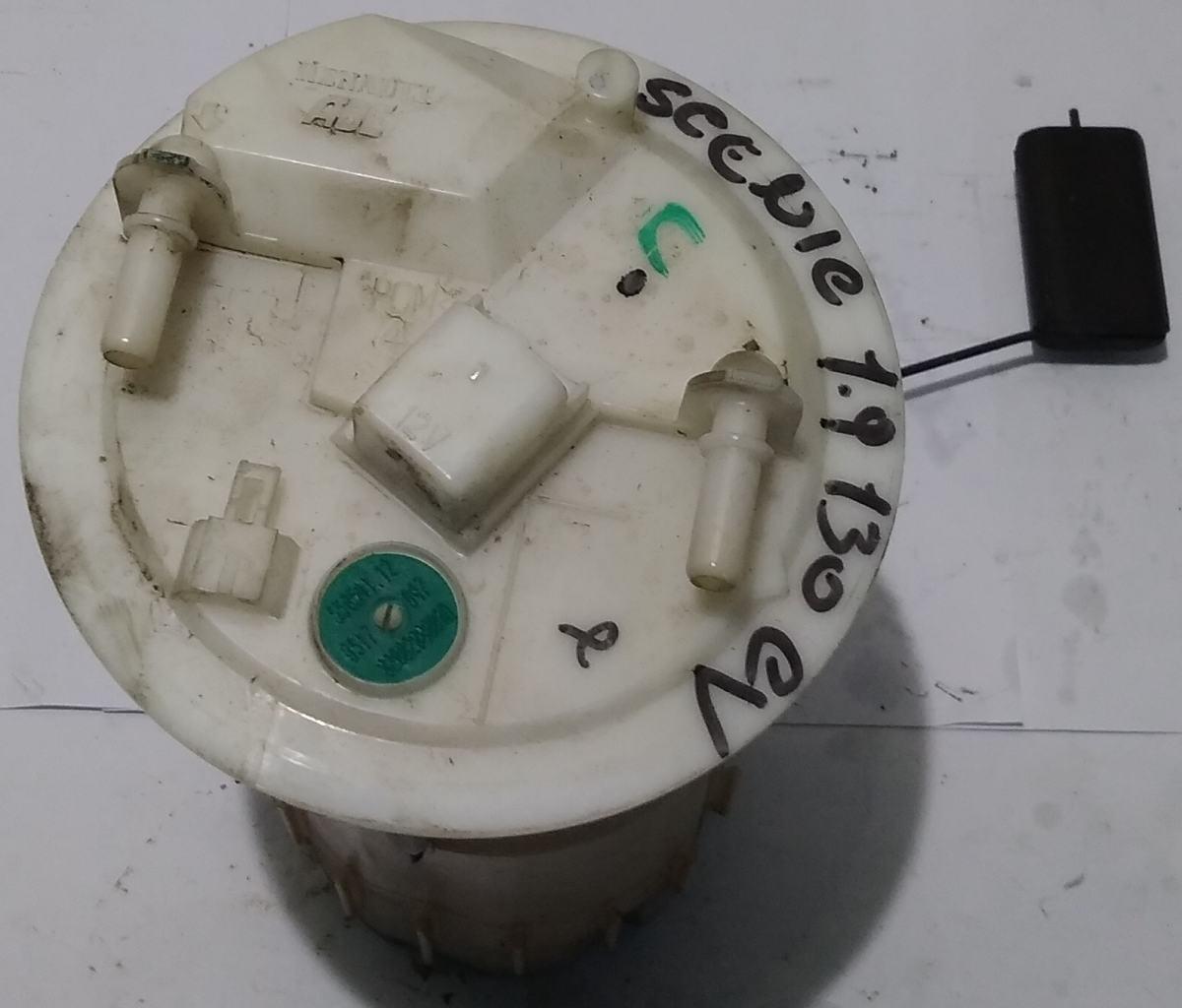 POMPA CARBURANTE RENAULT SCENIC 1.9 130CV 8200288808<br /><br /><br /><br />