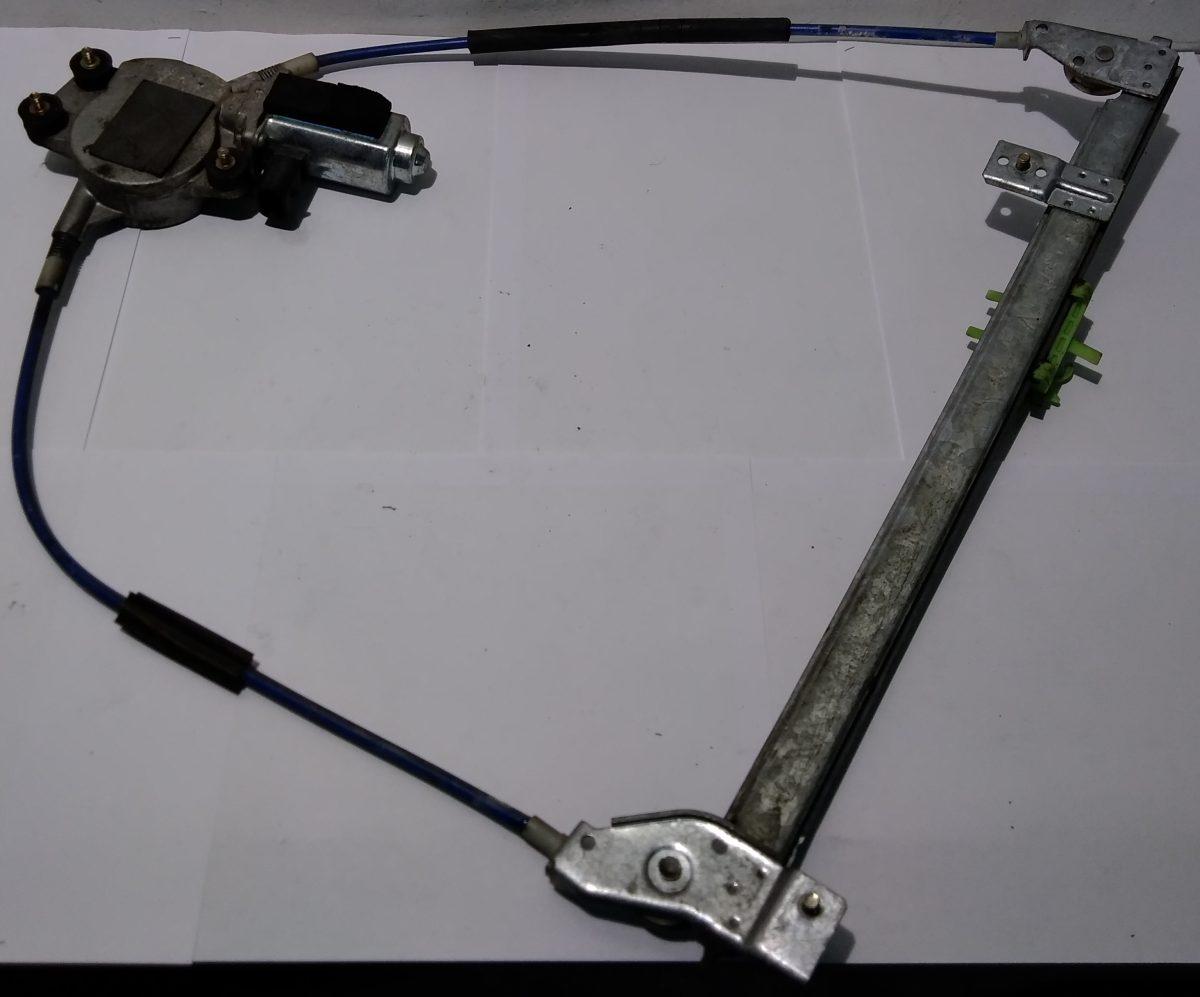 ALZACRISTALLO ELETTRICO DX LANCIA Y 1 SERIE 46778564<br /><br /><br />