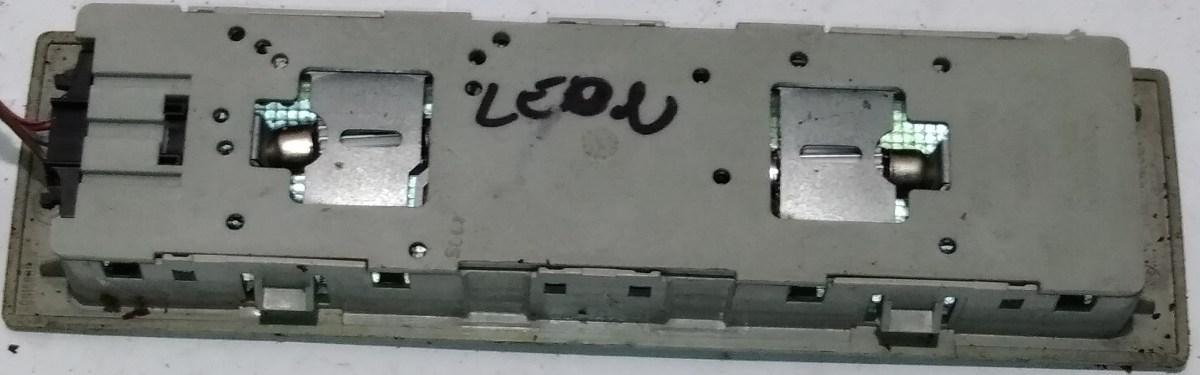 LUCE INTERNA POST SEAT LEON 6Q0947291<br /><br /><br />
