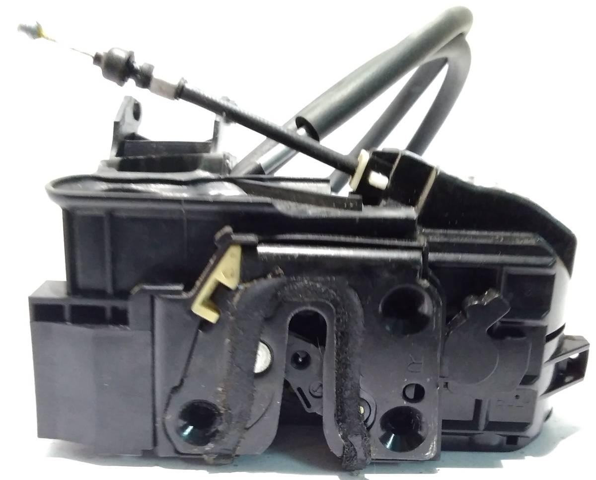 SERRATURA PORTIERA ANT DX HYUNDAI SANTA FE <br /><br />