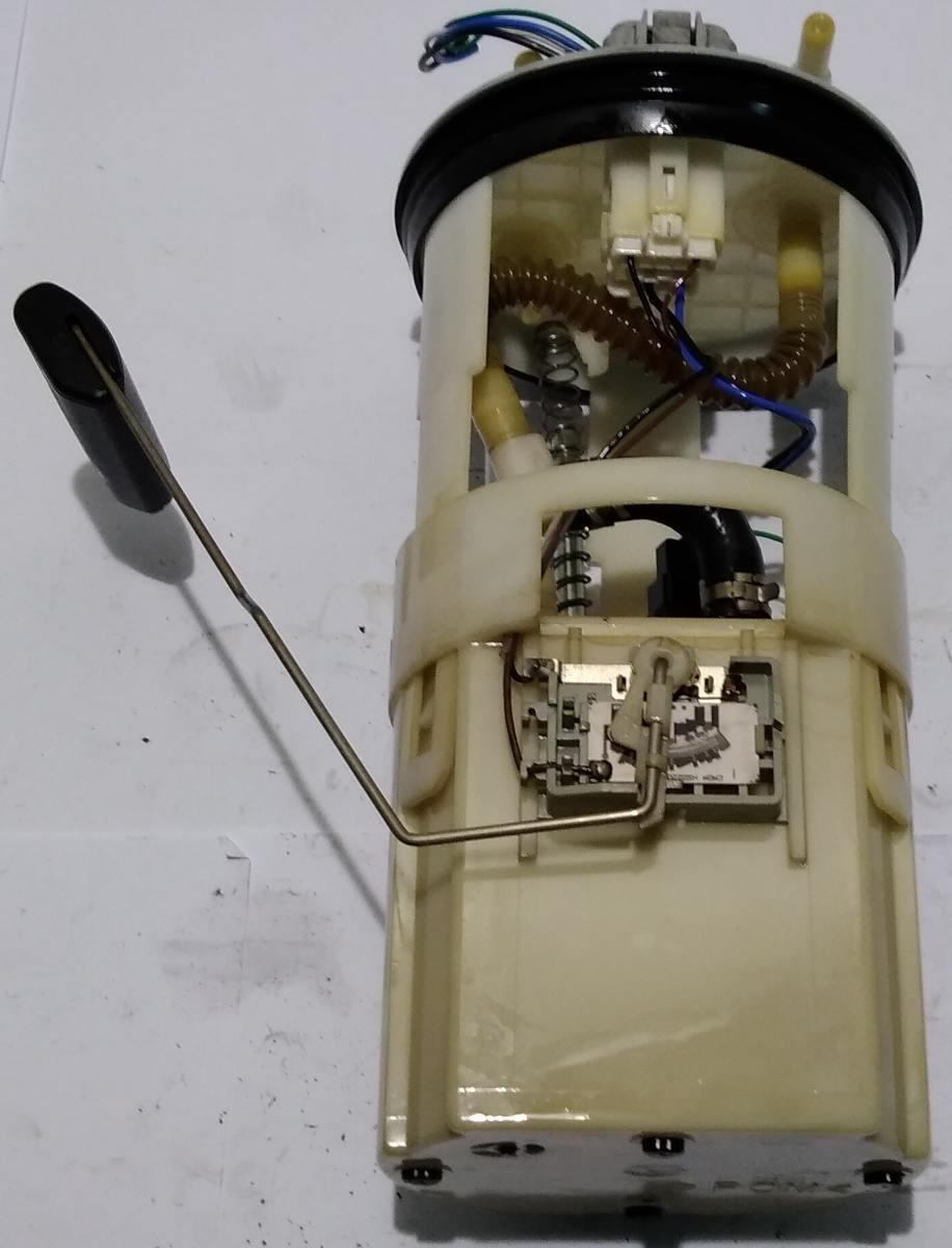 POMPA CARBURANTE HYUNDAI SANTA FE 311102B900<br /><br /><br />