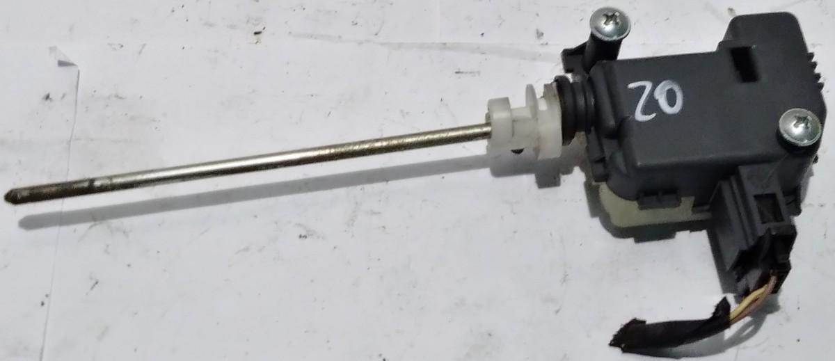 MOTORINO APRI SPORTELLO CARBURANTE SEAT LEON 1Z0810773A<br /><br /><br />