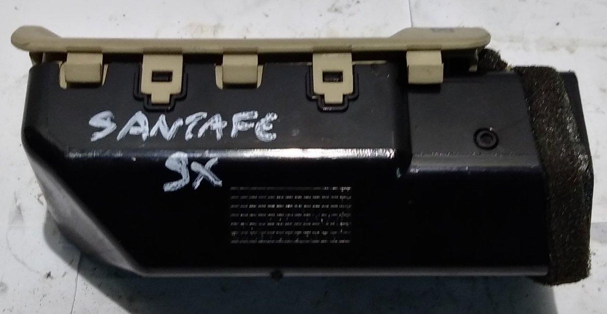 BOCCHETTA  SX HYUNDAI SANTA FE 970502B000<br /><br /><br />