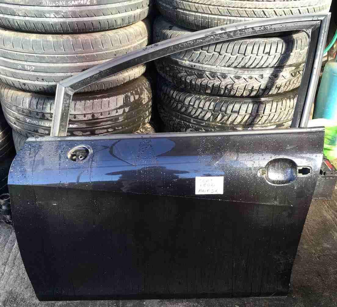 PORTIERA ANT SX SEAT LEON 2006 1P0831055A<br /><br /><br />