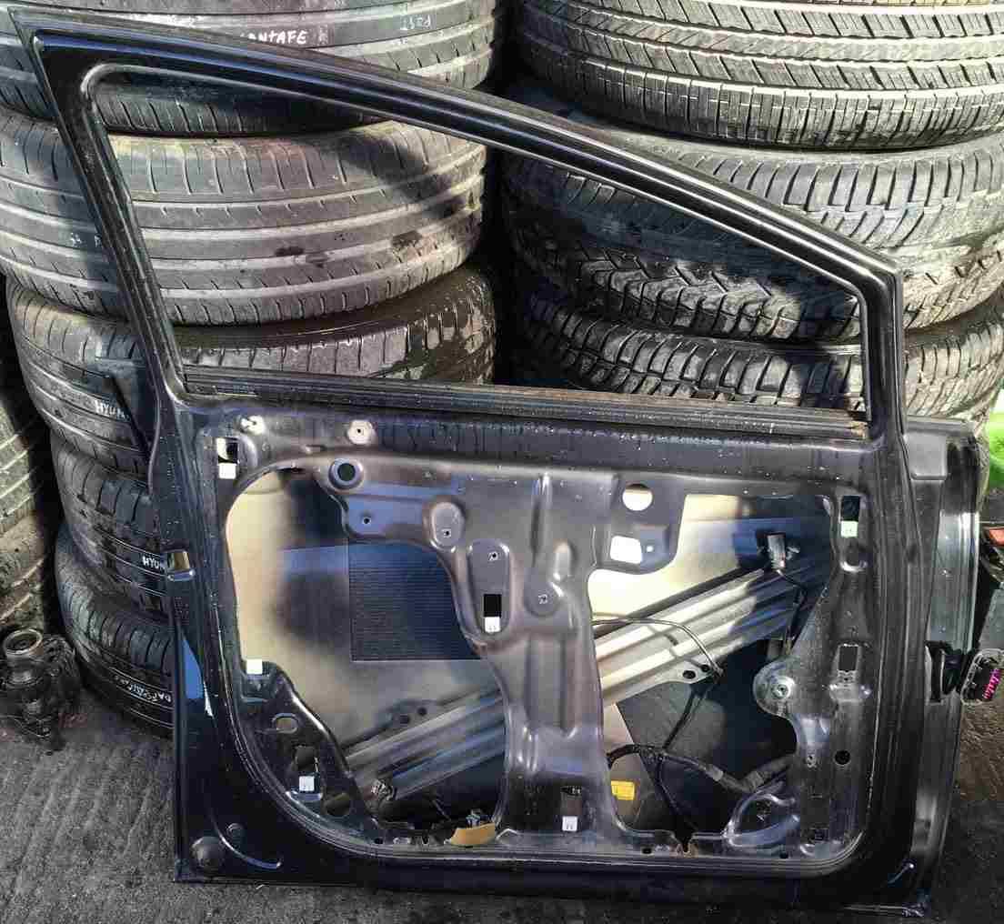 PORTIERA ANT SX SEAT LEON 2006 1P0831055A<br /><br /><br />