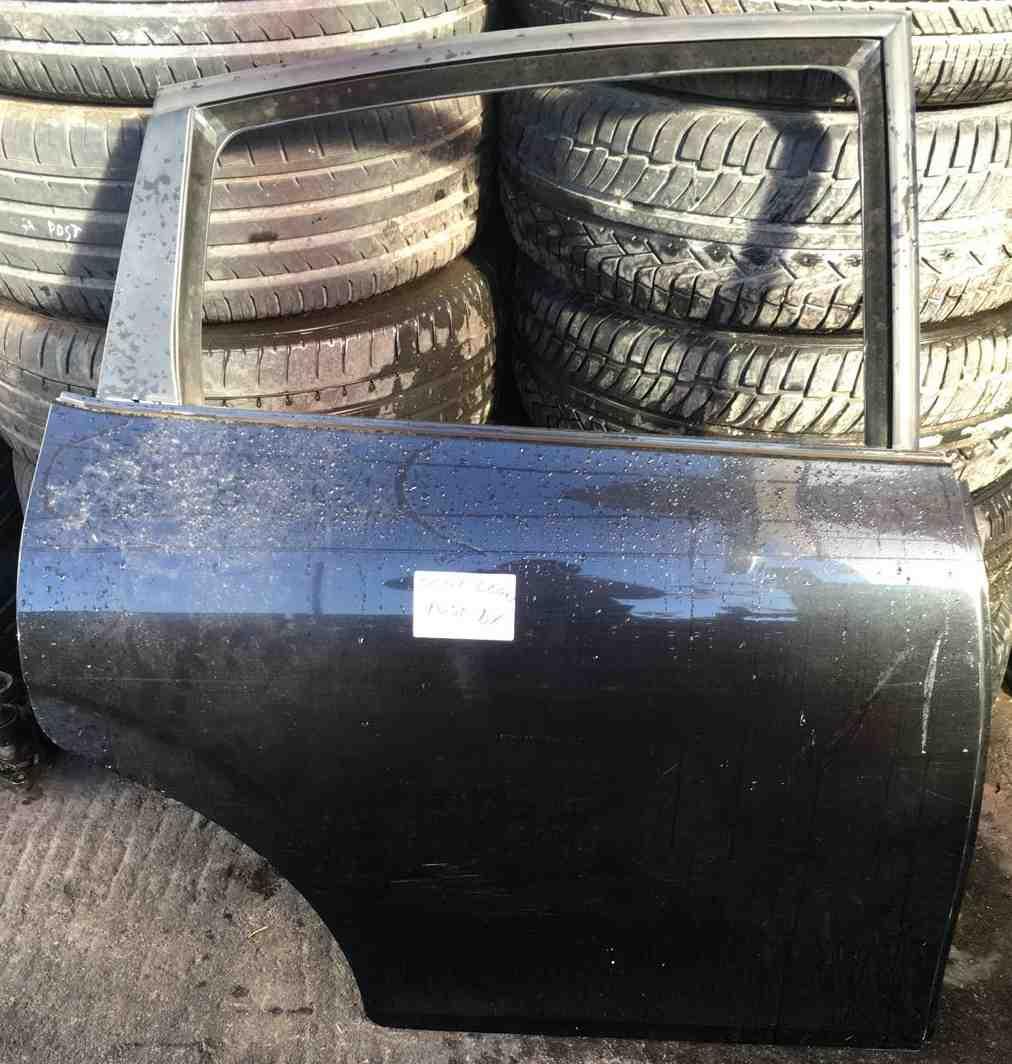 PORTIERA POST DX SETA LEON 2006 1P0833056<br /><br /><br />